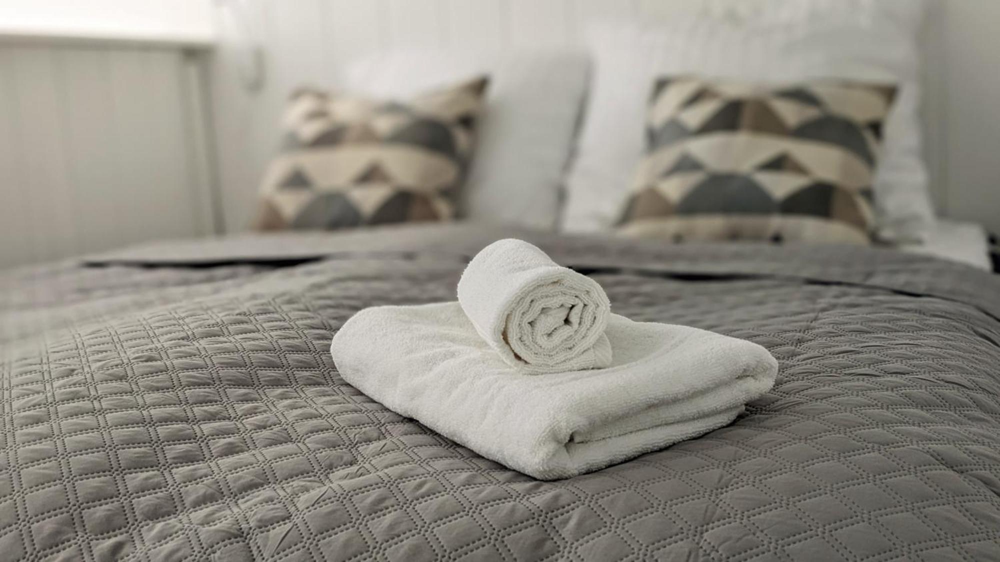 Tt Living Apartments Bonitas & Divinitas I 2 Schlafzimmer I Kueche I Vollbad I Waschmaschine Rellingen Kültér fotó