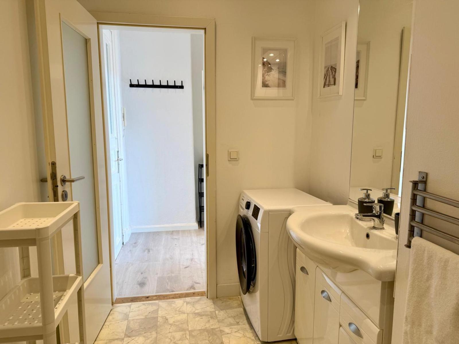 Tt Living Apartments Bonitas & Divinitas I 2 Schlafzimmer I Kueche I Vollbad I Waschmaschine Rellingen Kültér fotó