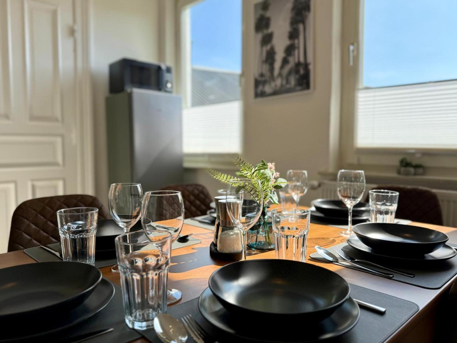 Tt Living Apartments Bonitas & Divinitas I 2 Schlafzimmer I Kueche I Vollbad I Waschmaschine Rellingen Kültér fotó