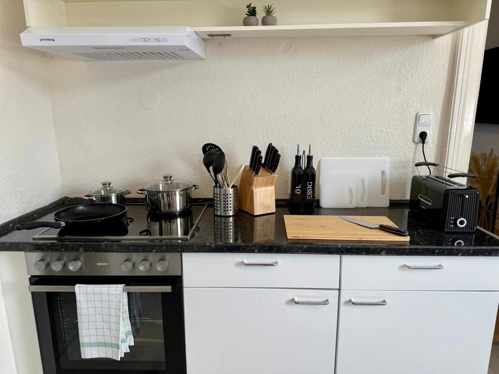Tt Living Apartments Bonitas & Divinitas I 2 Schlafzimmer I Kueche I Vollbad I Waschmaschine Rellingen Kültér fotó