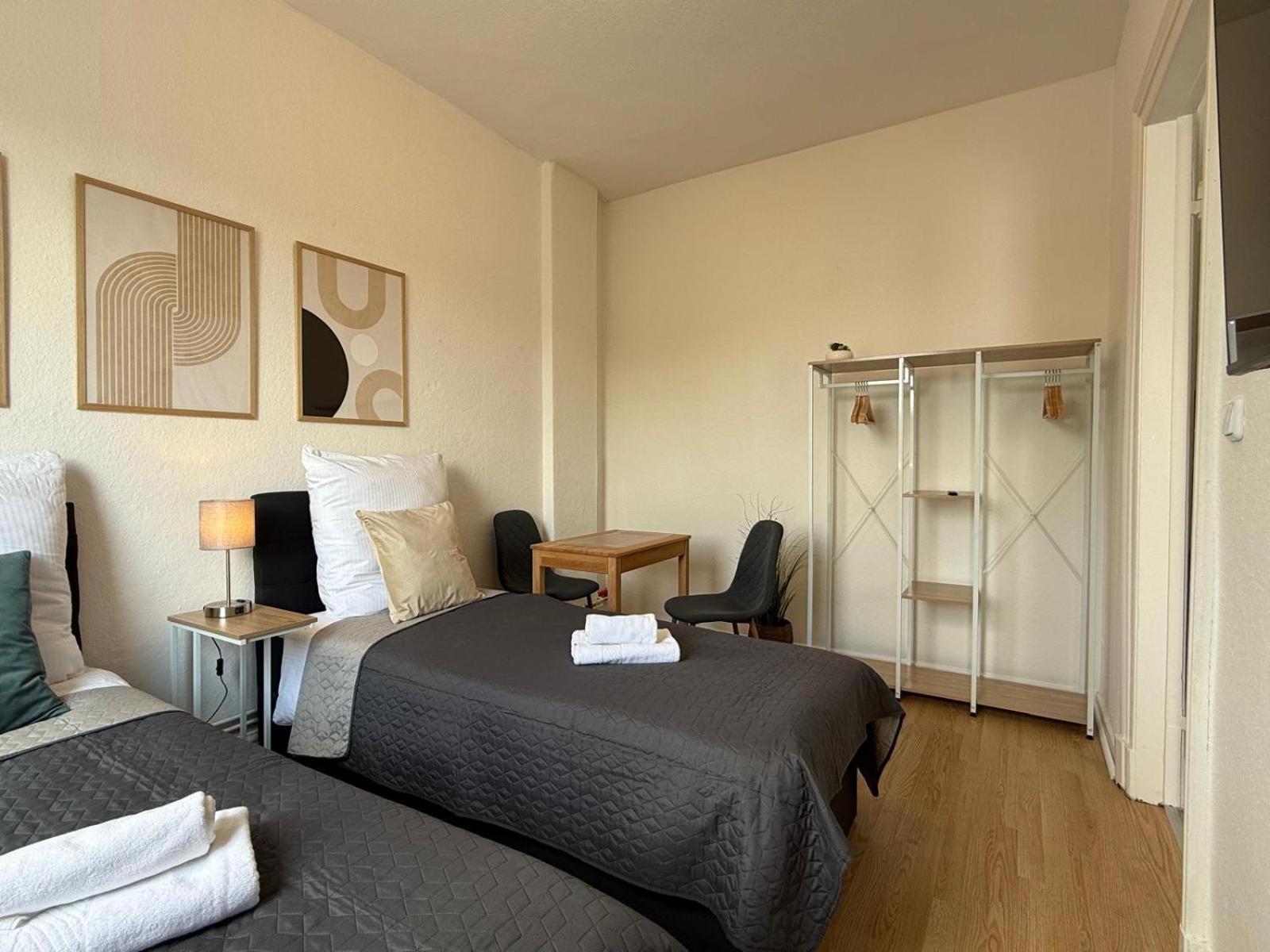 Tt Living Apartments Bonitas & Divinitas I 2 Schlafzimmer I Kueche I Vollbad I Waschmaschine Rellingen Kültér fotó